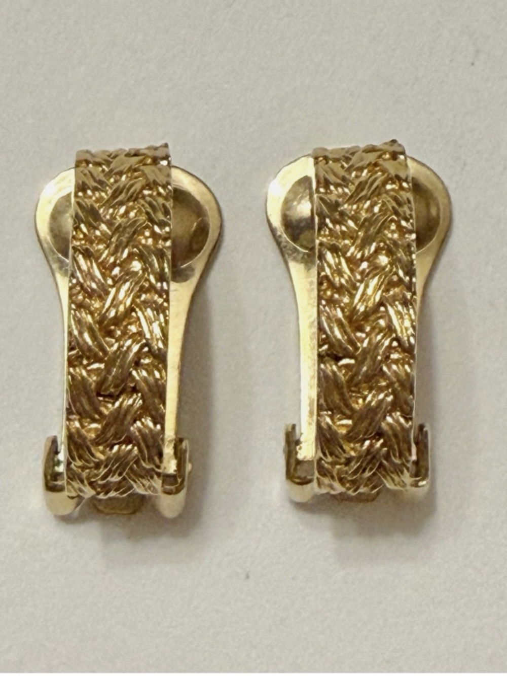Vtg Christian Dior Clip Earrings Gold Tone Basket Weave